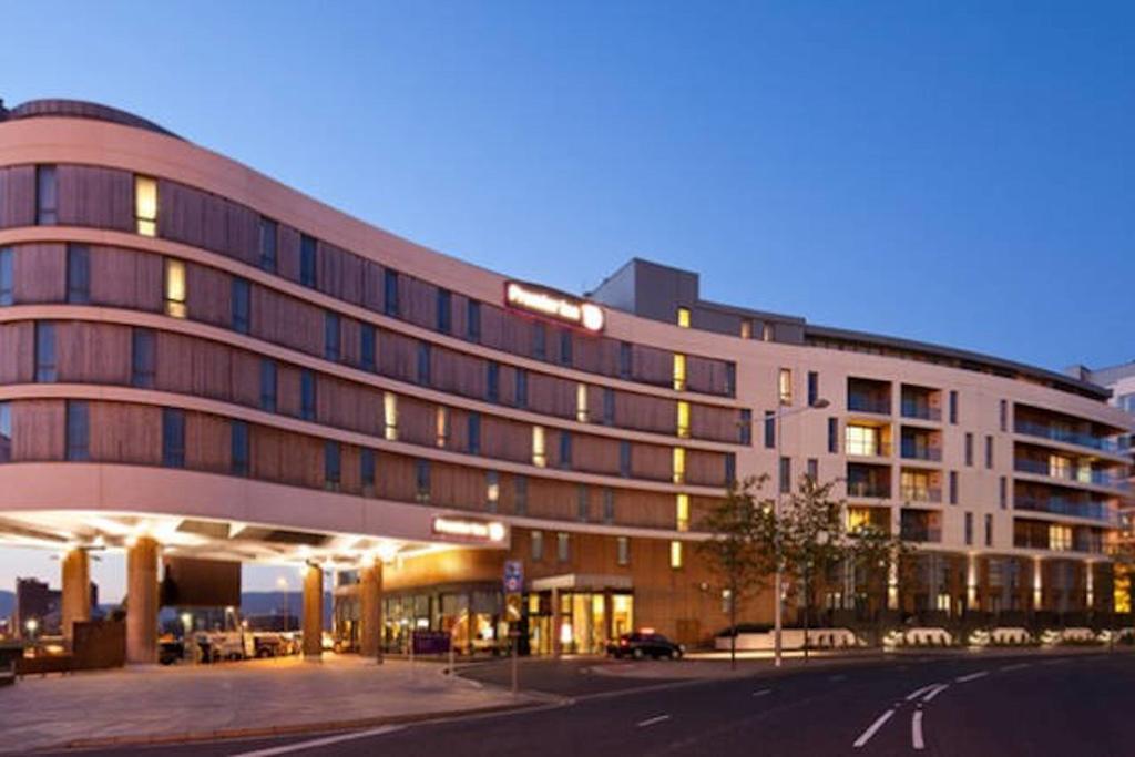 Ck Serviced Apartments Белфаст Экстерьер фото